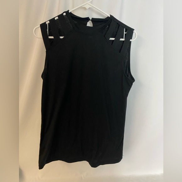 SHEIN Tops - SHEIN Tank Top